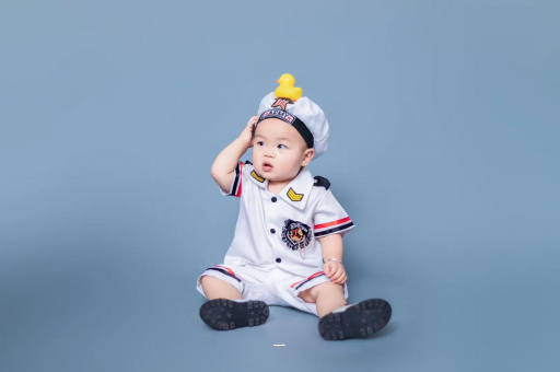 东至宝宝不爱笑是智商低吗